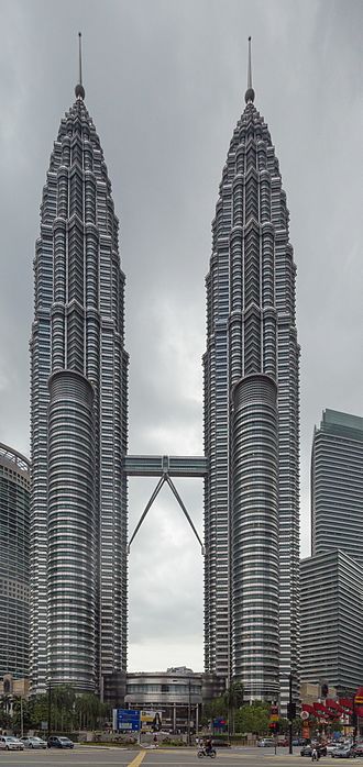 Petronas Towers: Kuala Lumpur, Malaysia (top 20 tallest building in the world)