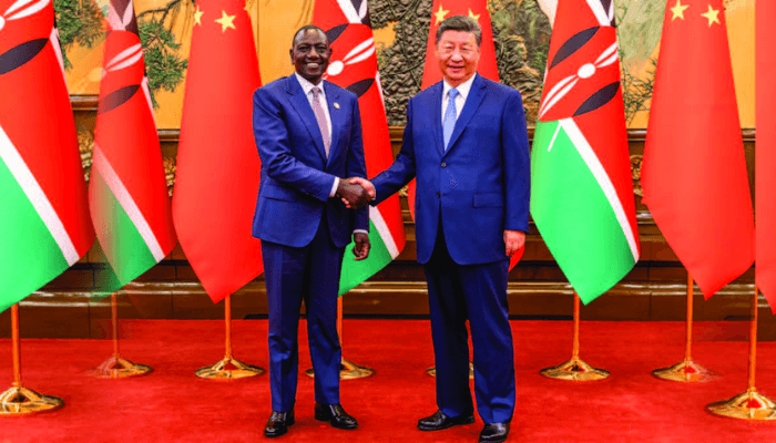 Kenyan president and Chinese Prime minster in a China-Kenya infrastructure trade