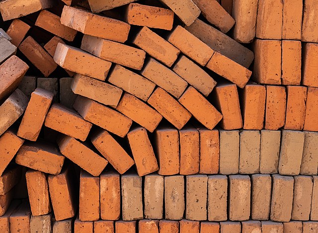 Clay bricks: Green building materials