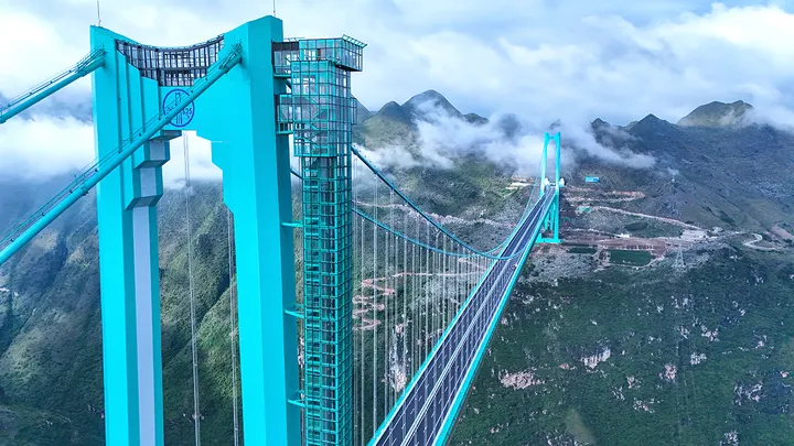 tallest bridge in world china huajiang grand canyon