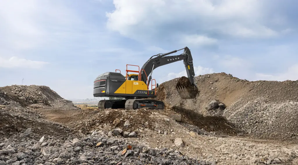 Volvo-EC230-Electric