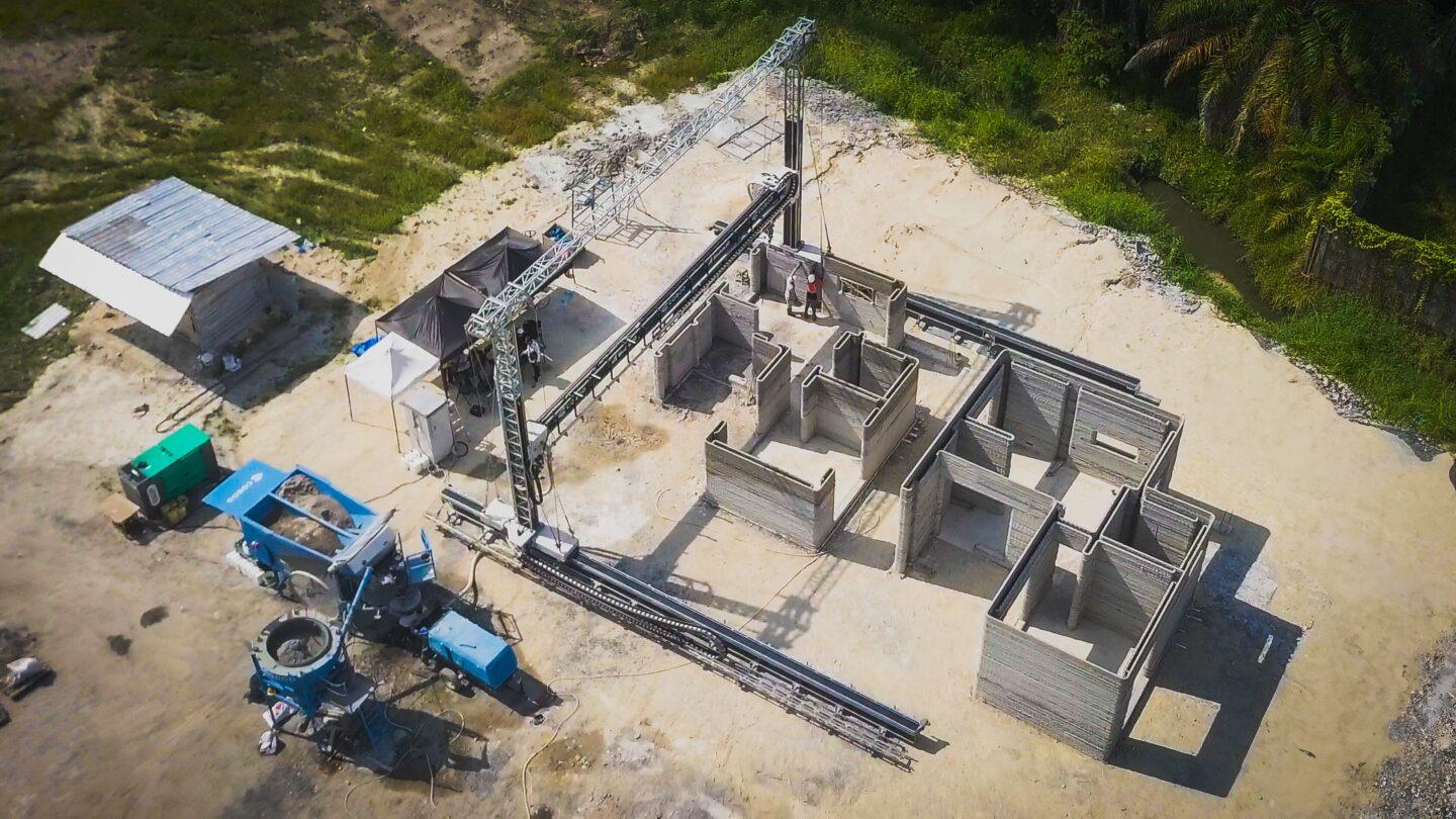 COBOD BOD2 3D printer printing a house.