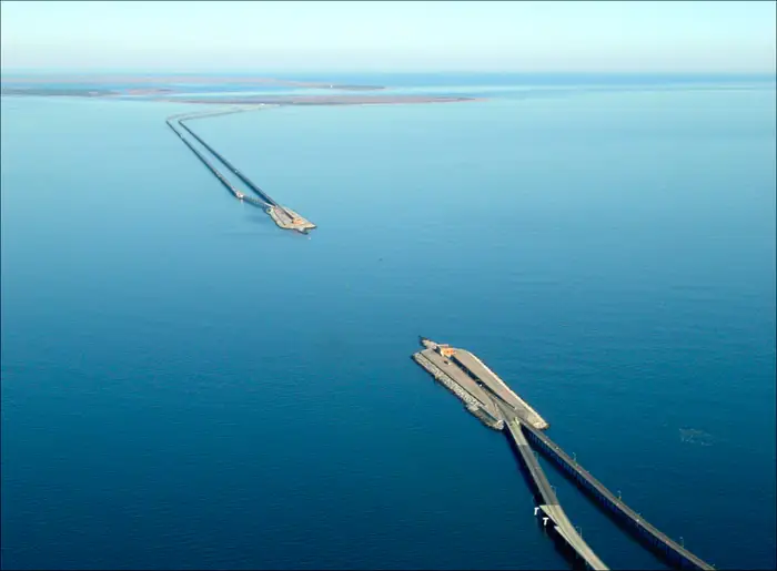 Chesapeake Bay Bridge-Tunnel, Virginia, USA.
